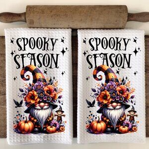Gnome Halloween Towel, Spooky Season Towel, Gnome Kitchen Tea Towel Set,